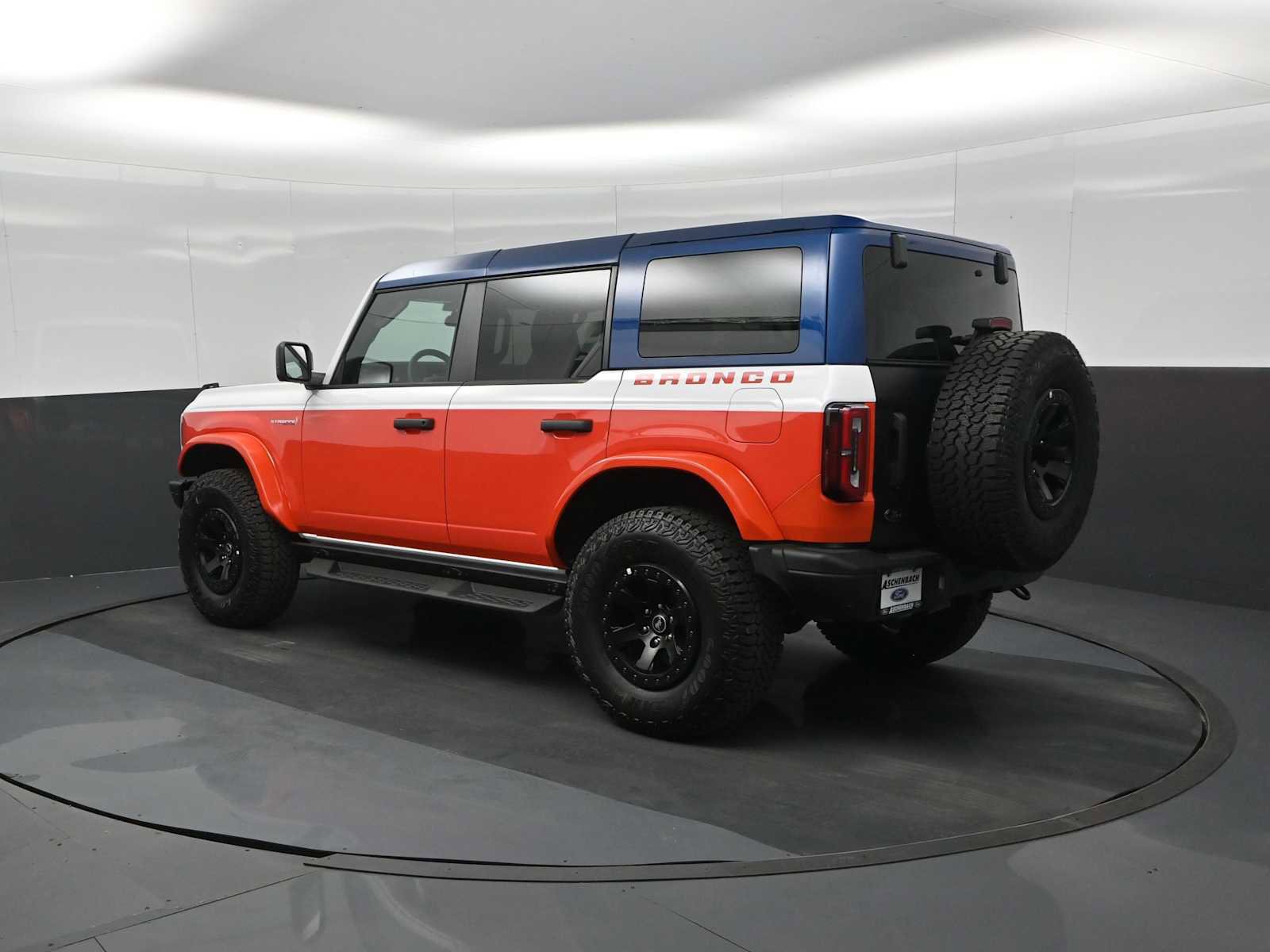 Used 2026 Ford Bronco Stroppe Edition image 6