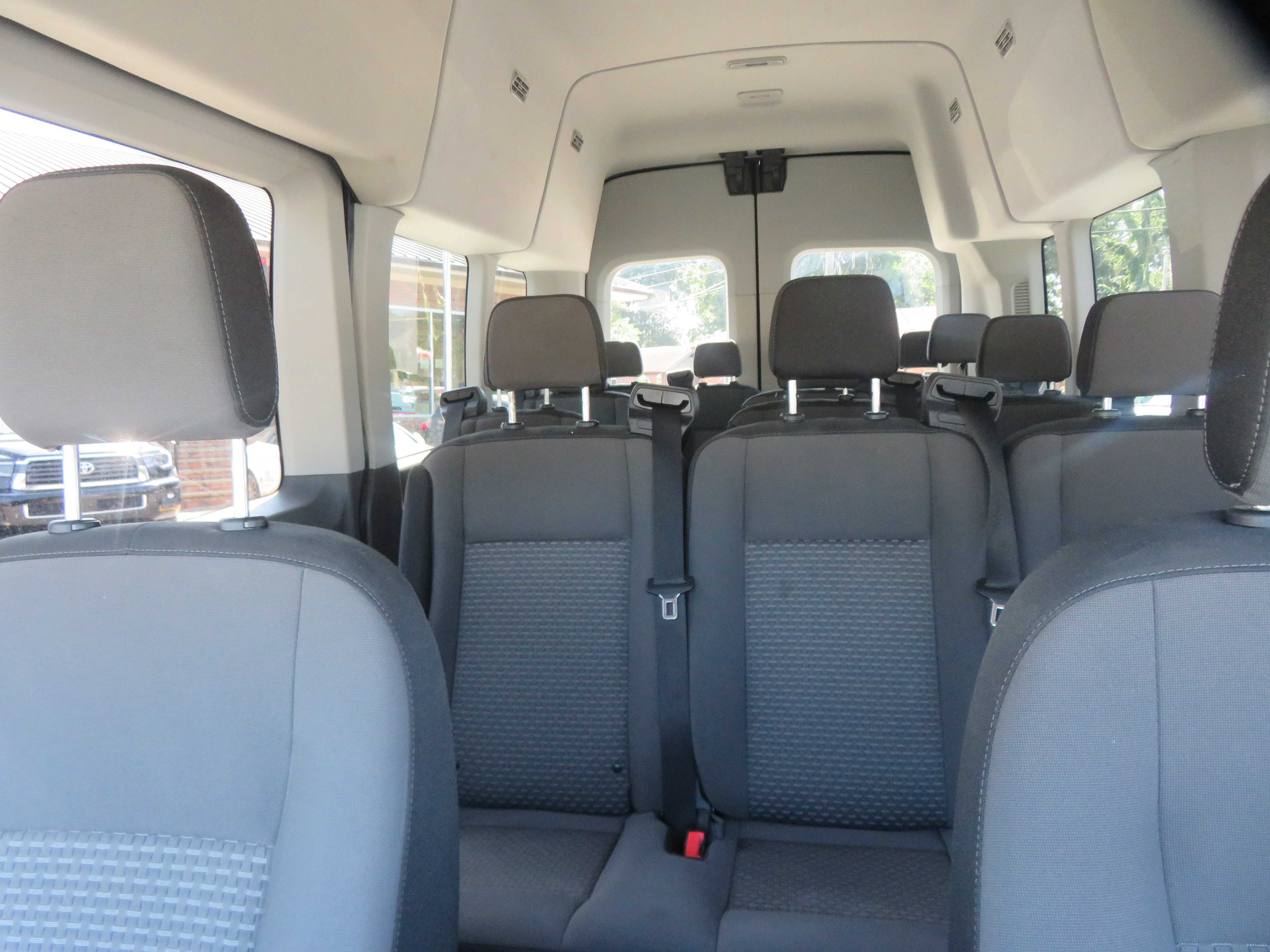 Used 2025 Ford Transit 350 XLT RWD image 49