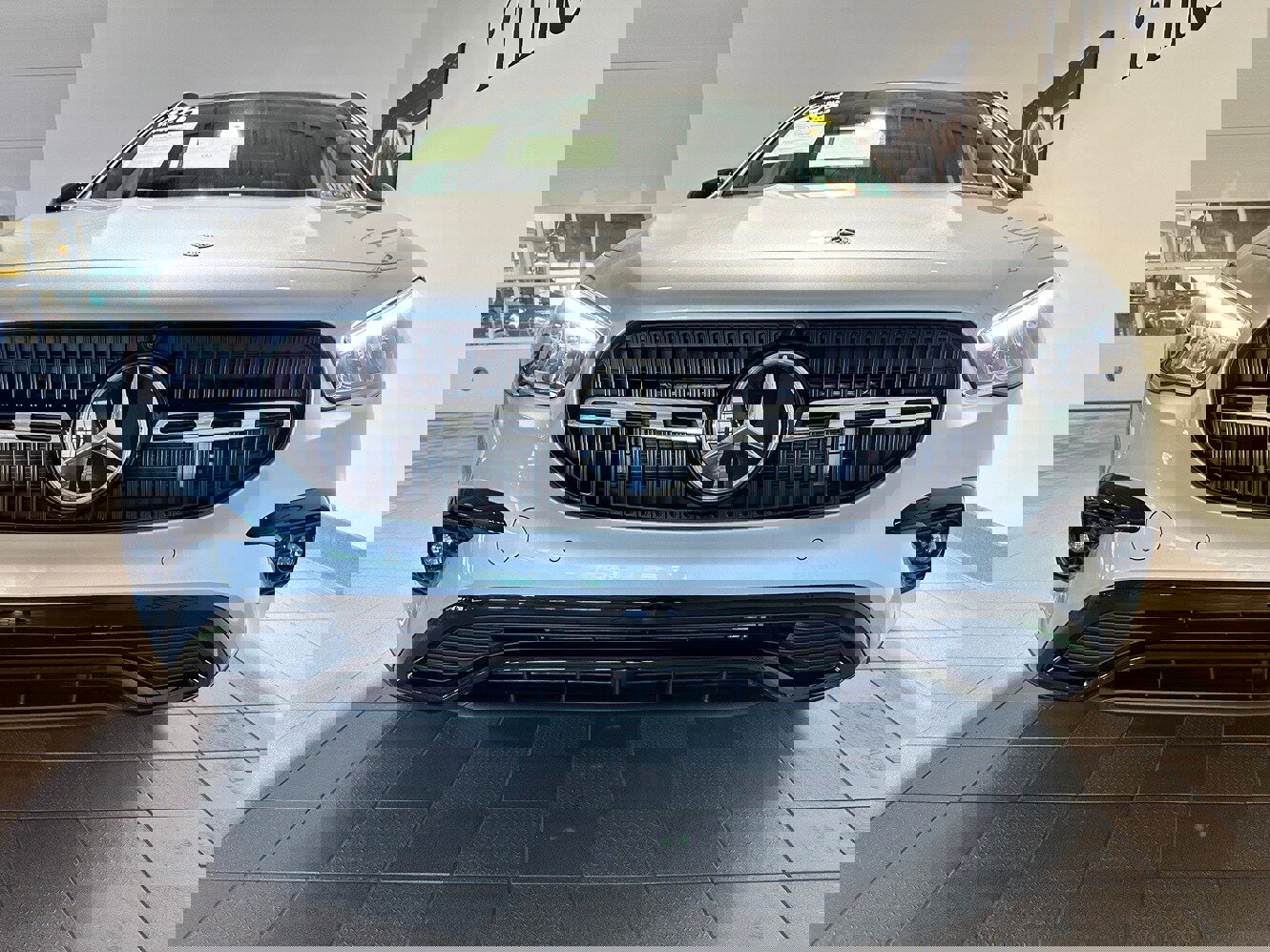 Used 2026 Mercedes-Benz GLA 250 4MATIC image 2