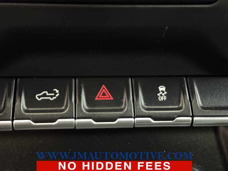 Used 2022 Chevrolet Silverado 1500 W/T w/ WT Value Package image 33