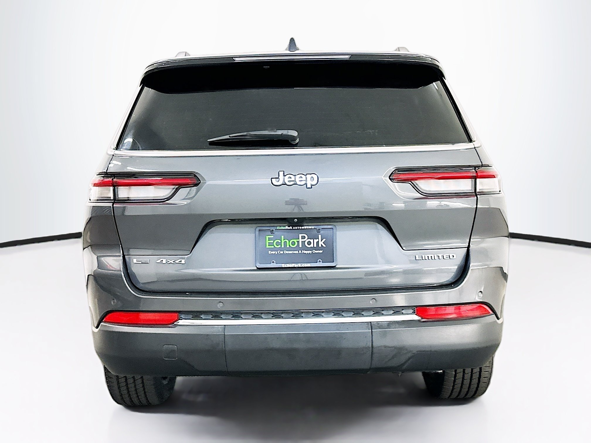 Used 2023 Jeep Grand Cherokee L Limited AWD/4WD image 7