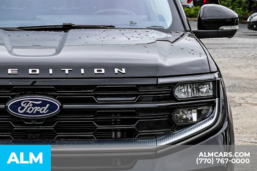 Used 2025 Ford Expedition Platinum AWD/4WD image 14