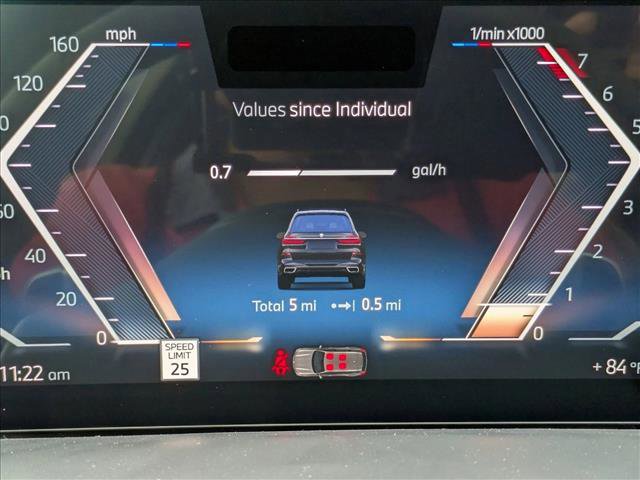 Used 2026 BMW X7 xDrive40i w/ Executive Package image 11