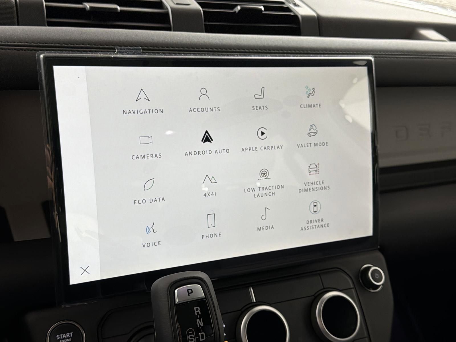 New 2026 Land Rover Defender 110 X-Dynamic SE image 19