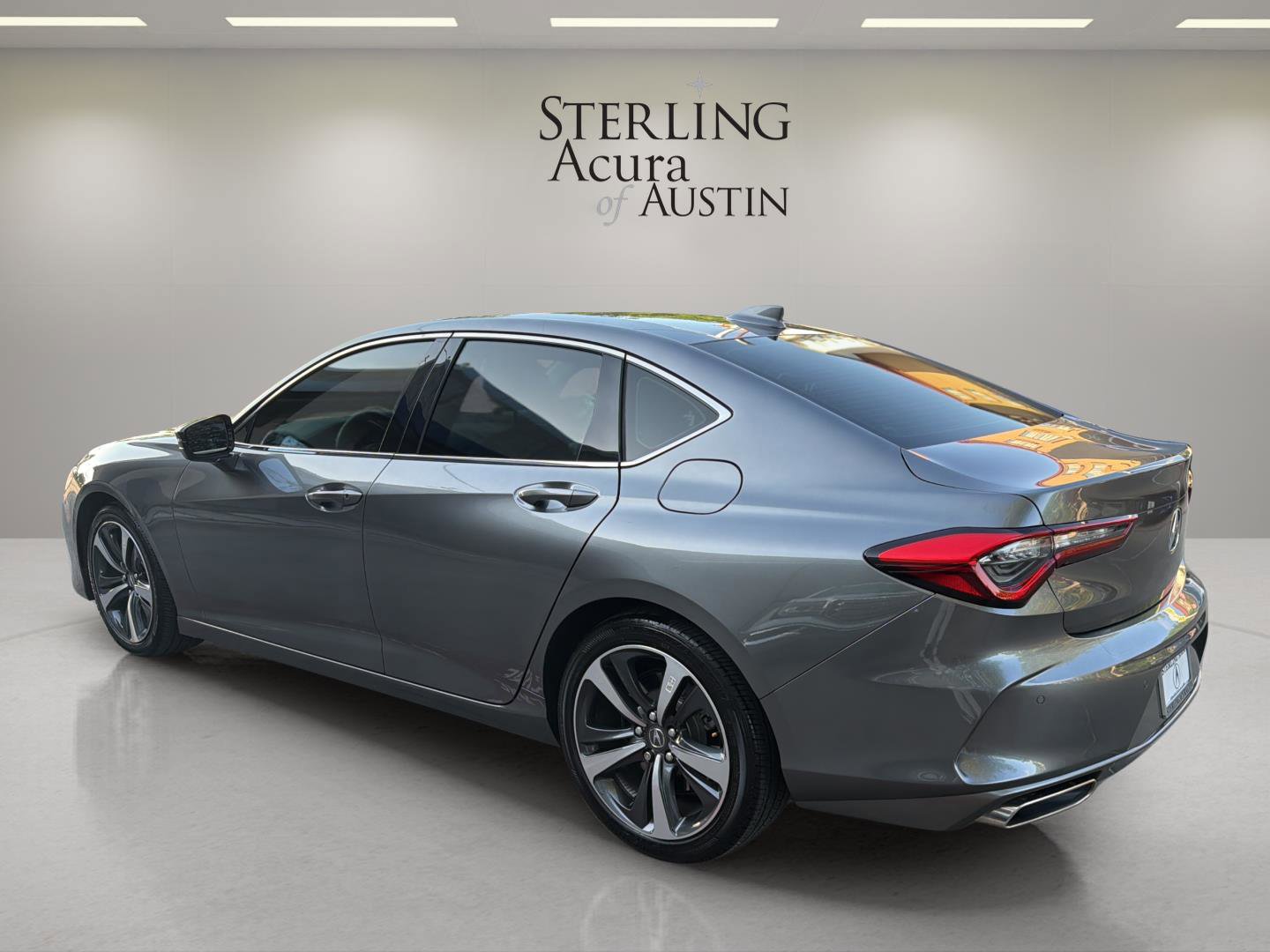 Used 2025 Acura TLX w/ Technology Package image 7