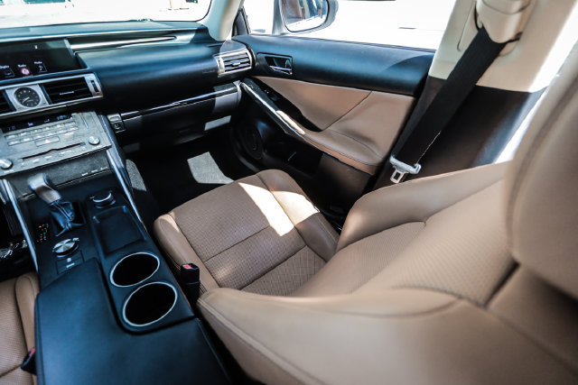Used 2016 Lexus IS 200t RWD image 49