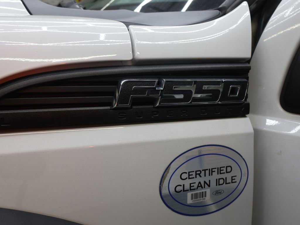 Used 2015 Ford F550 2WD Regular Cab Super Duty image 22