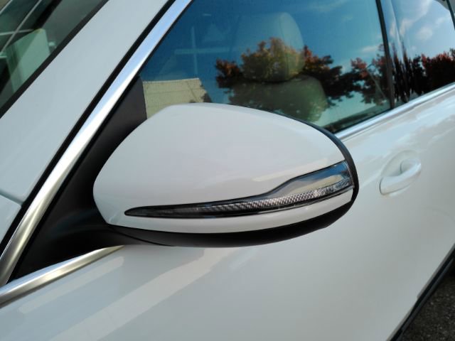 Used 2022 Mercedes-Benz EQB 300 4MATIC image 15