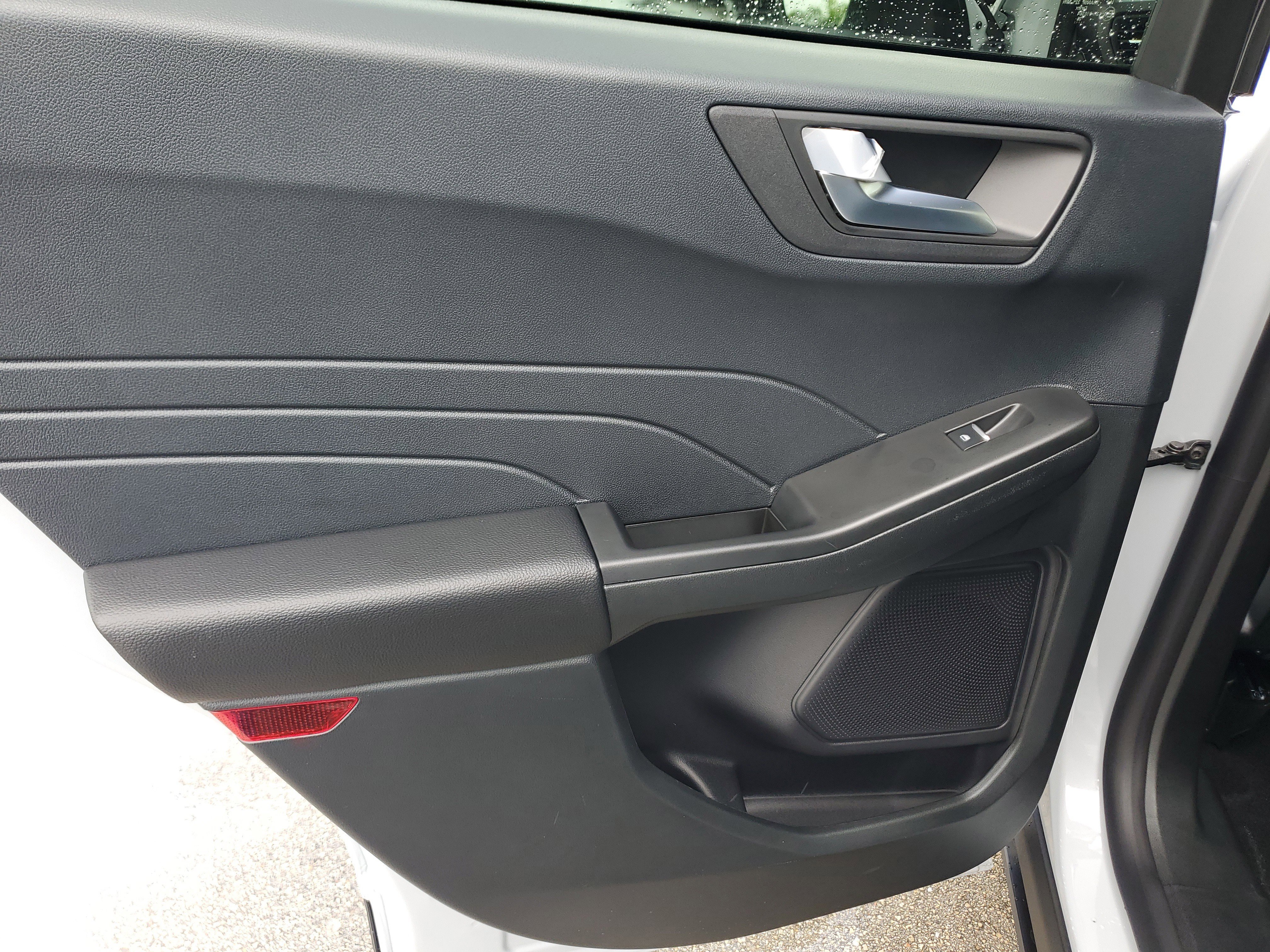 Used 2026 Ford Escape ST-Line w/ Tech Pack #1 image 21