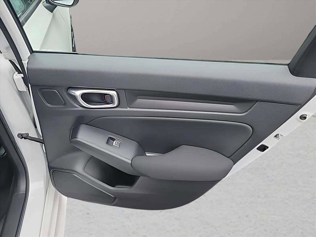 Used 2023 Honda Civic Sport image 21