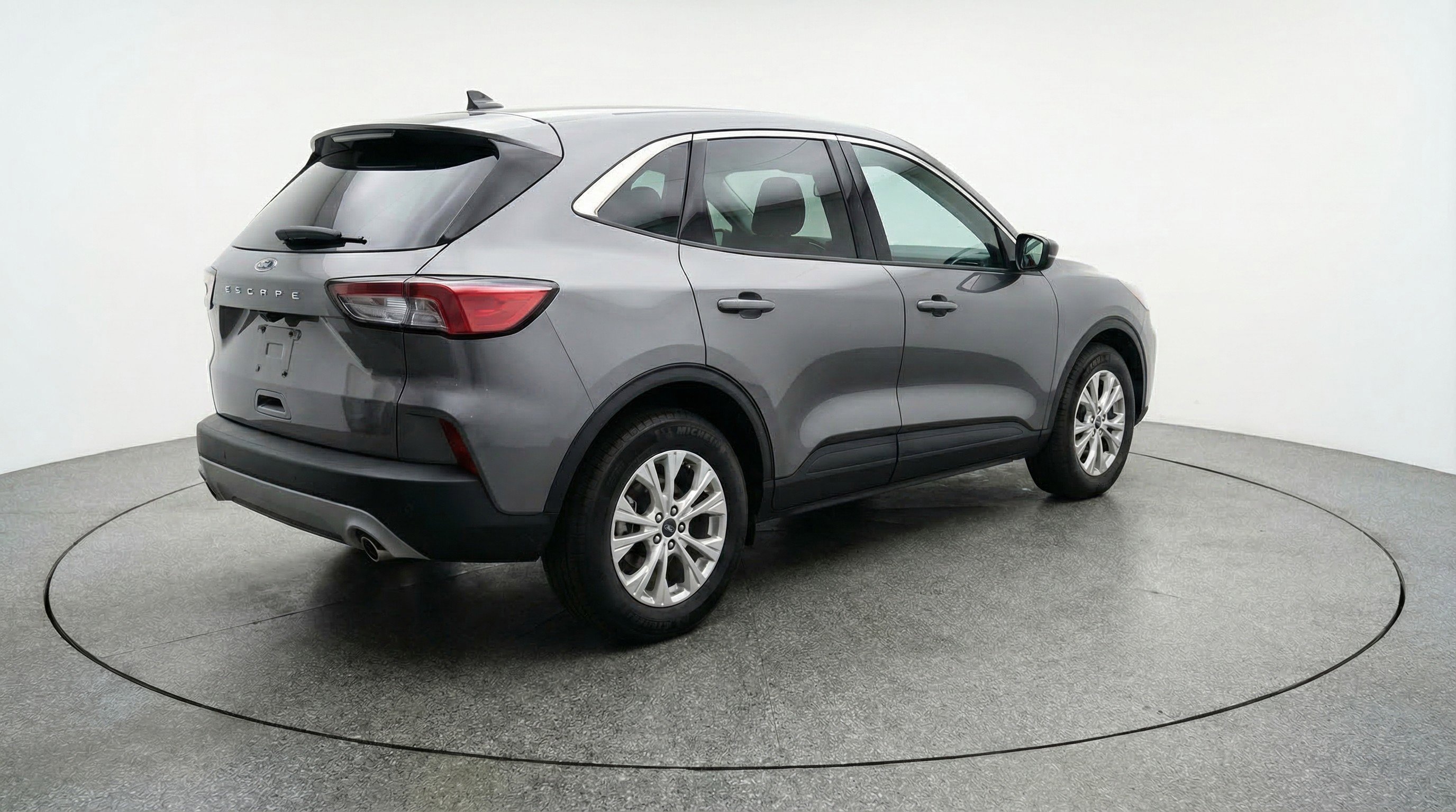 Used 2024 Ford Escape Active image 9