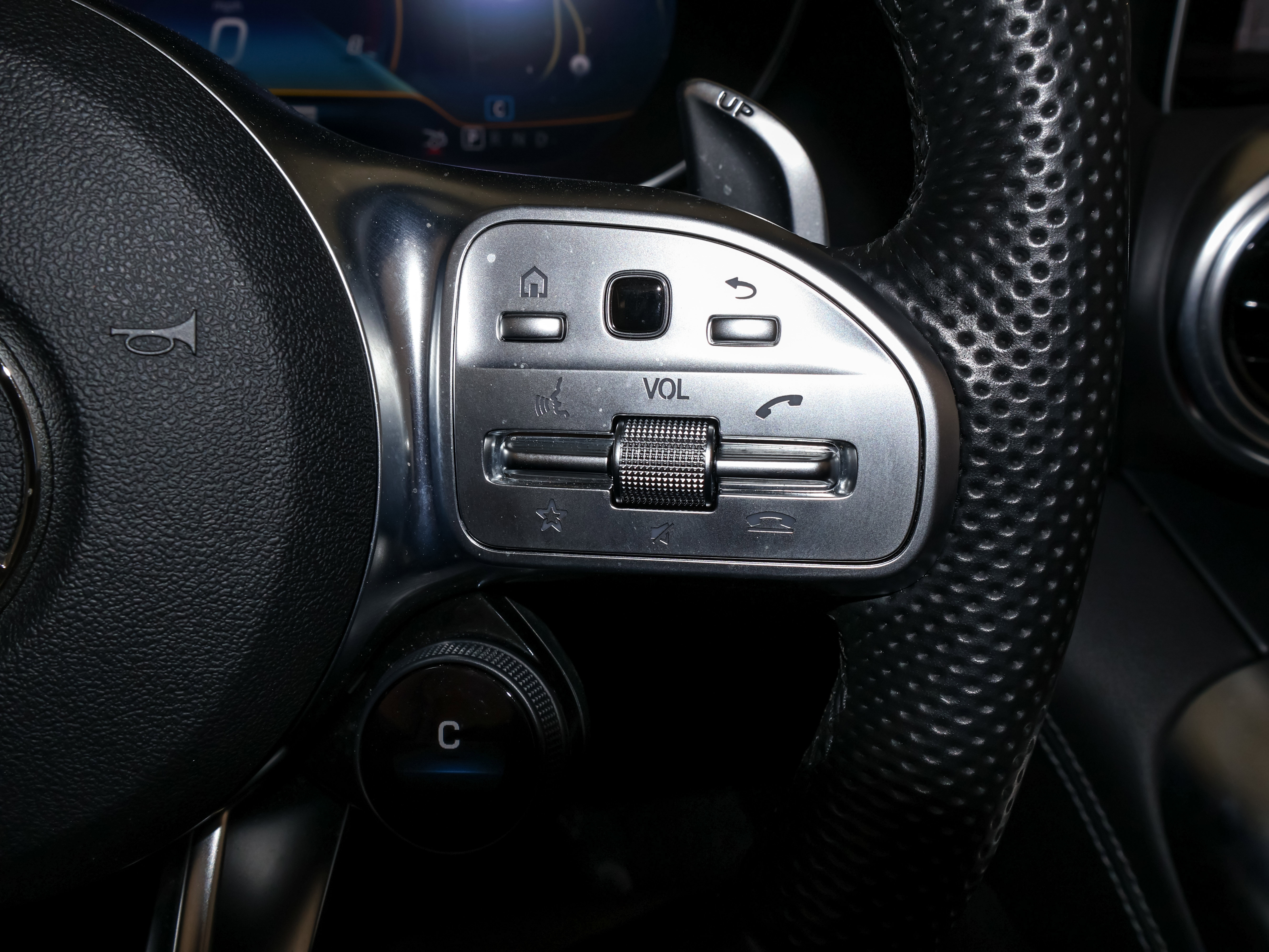 Used 2021 Mercedes-Benz AMG GT Roadster image 29