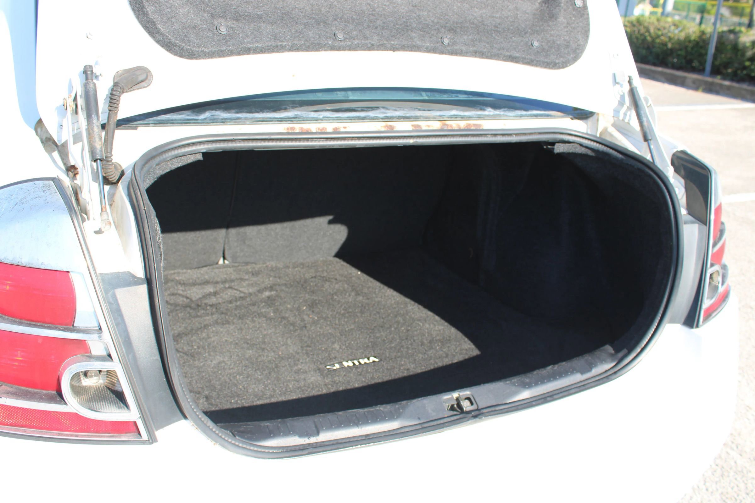 Used 2008 Nissan Sentra 2.0 S image 11