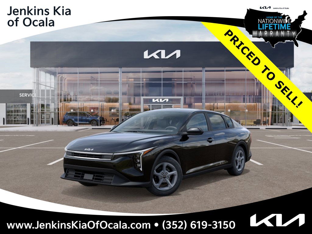 New 2025 Kia K4 LXS
