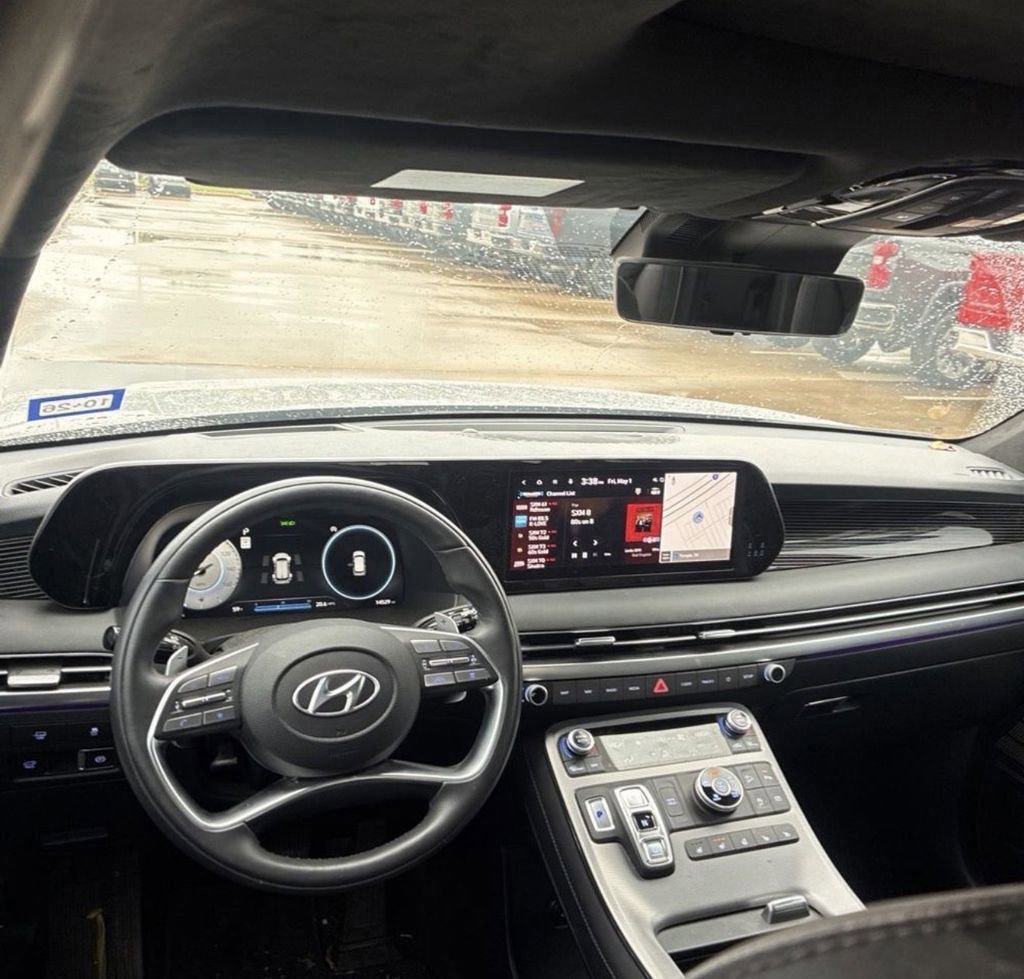 Used 2025 Hyundai Palisade Calligraphy AWD/4WD image 15