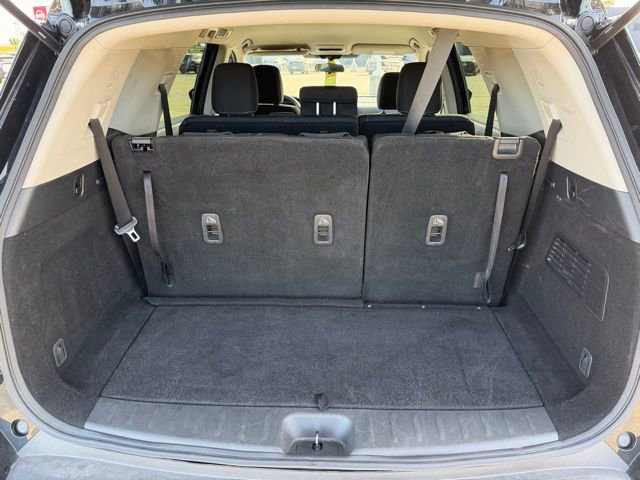 Used 2023 Nissan Pathfinder S image 10