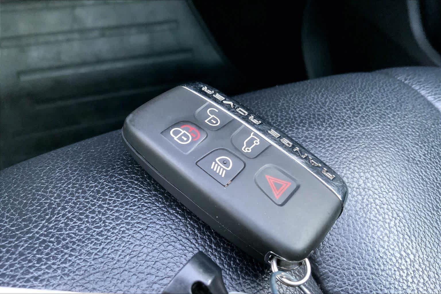 Used 2015 Land Rover Range Rover Evoque Pure Plus AWD/4WD image 14
