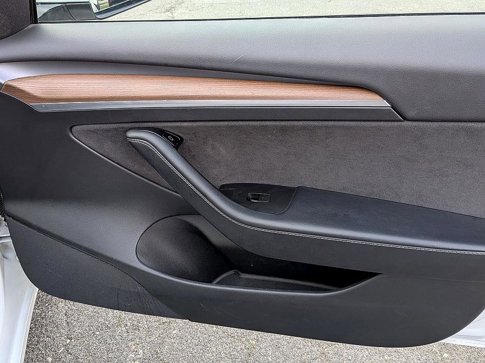 Used 2022 Tesla Model 3 Long Range image 30