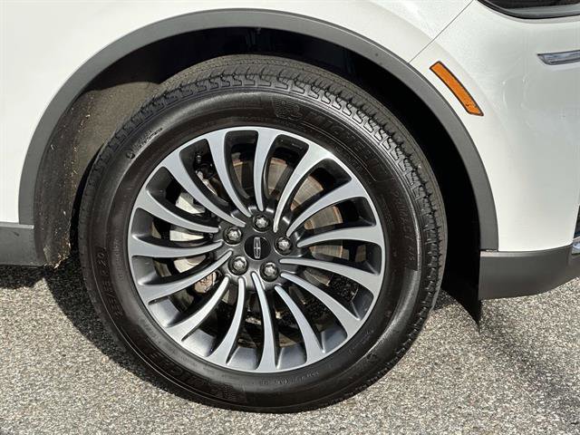 Used 2023 Lincoln Aviator Reserve w/ Elements Package Plus AWD/4WD image 7