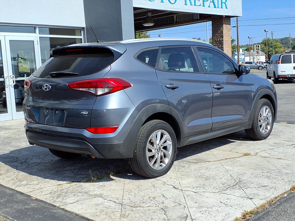 Used 2016 Hyundai Tucson SE w/ Option Group 02 image 3