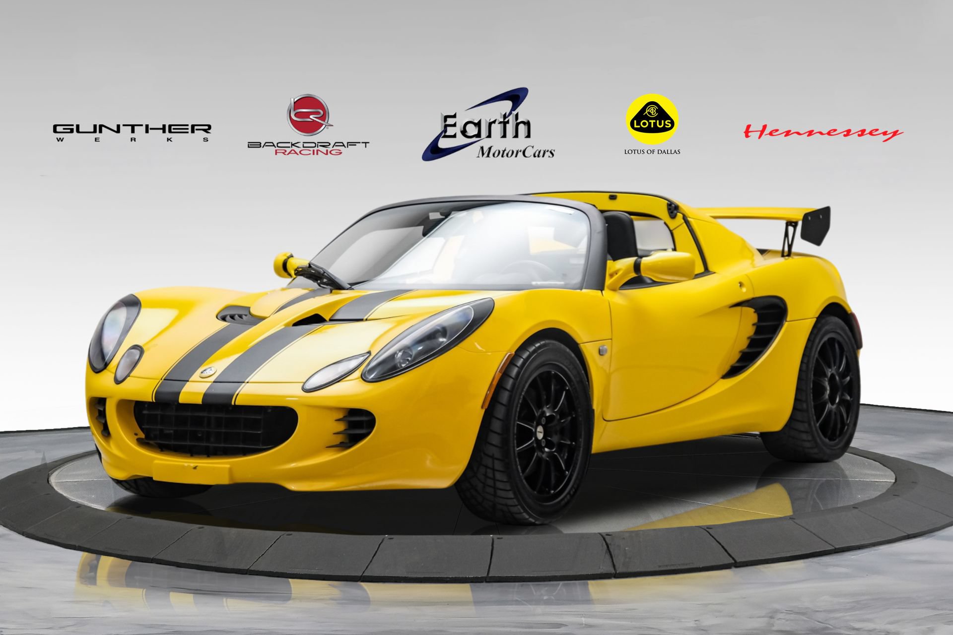 Used 2005 Lotus Elise RWD image 1