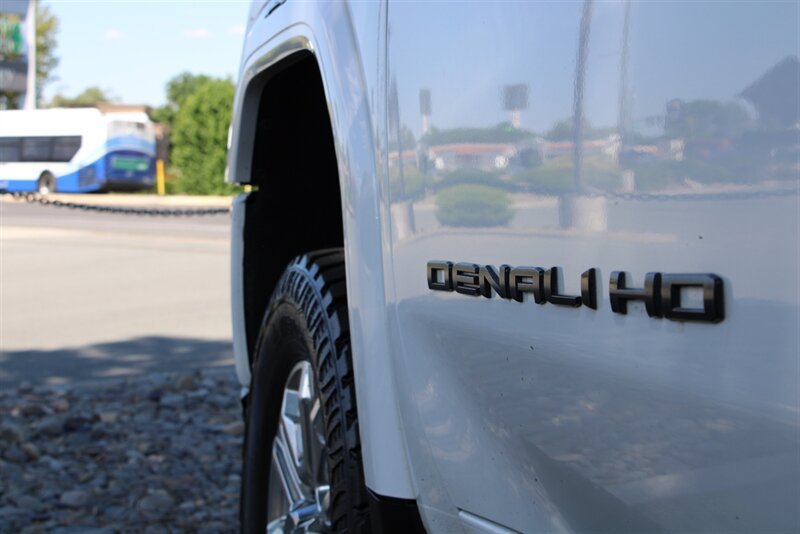 Used 2020 GMC Sierra 2500 Denali w/ Denali Ultimate Package AWD/4WD image 47