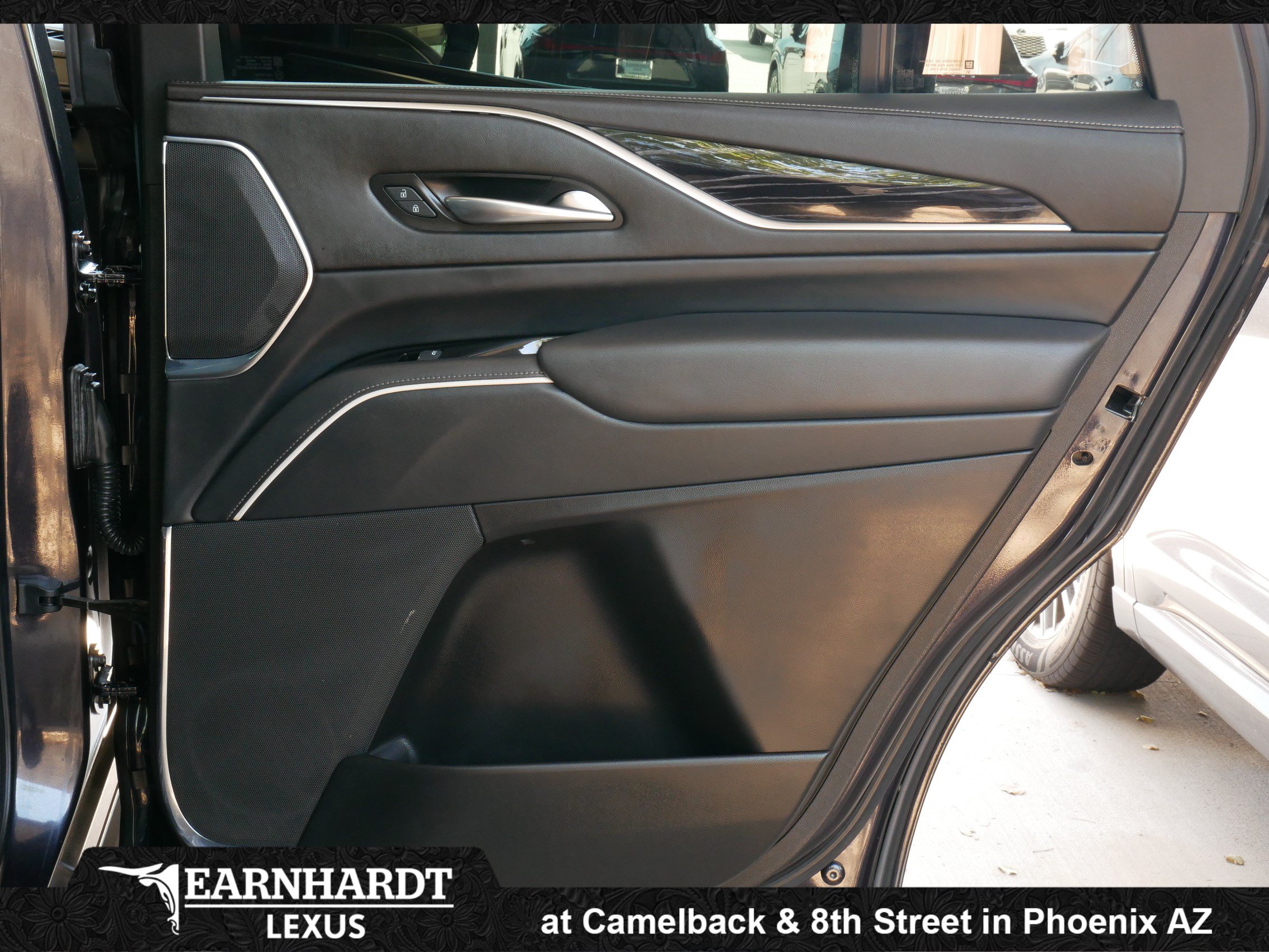 Used 2022 Cadillac Escalade Sport w/ Touring Package AWD/4WD image 18