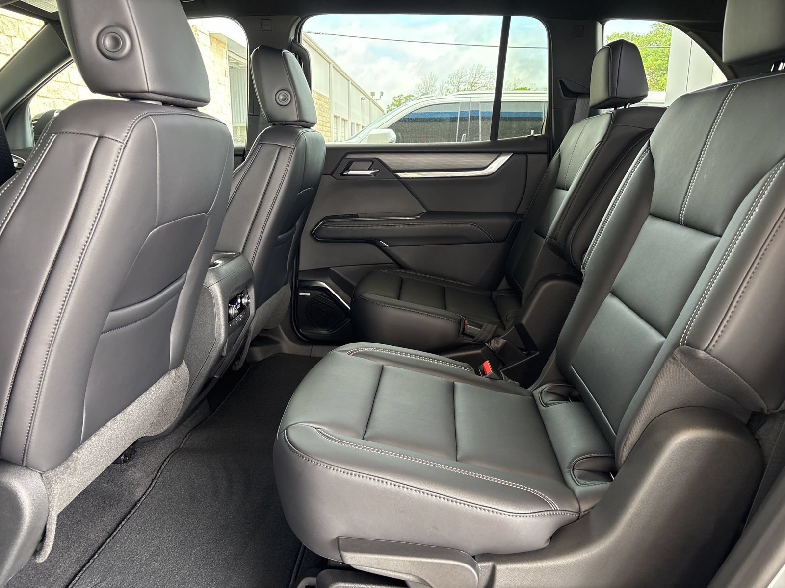 New 2026 GMC Acadia Elevation w/ Black Edition FWD image 15