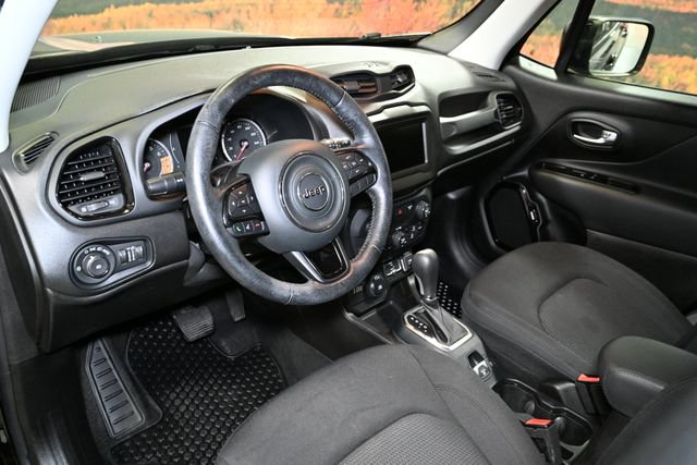 Used 2020 Jeep Renegade Altitude AWD/4WD image 21