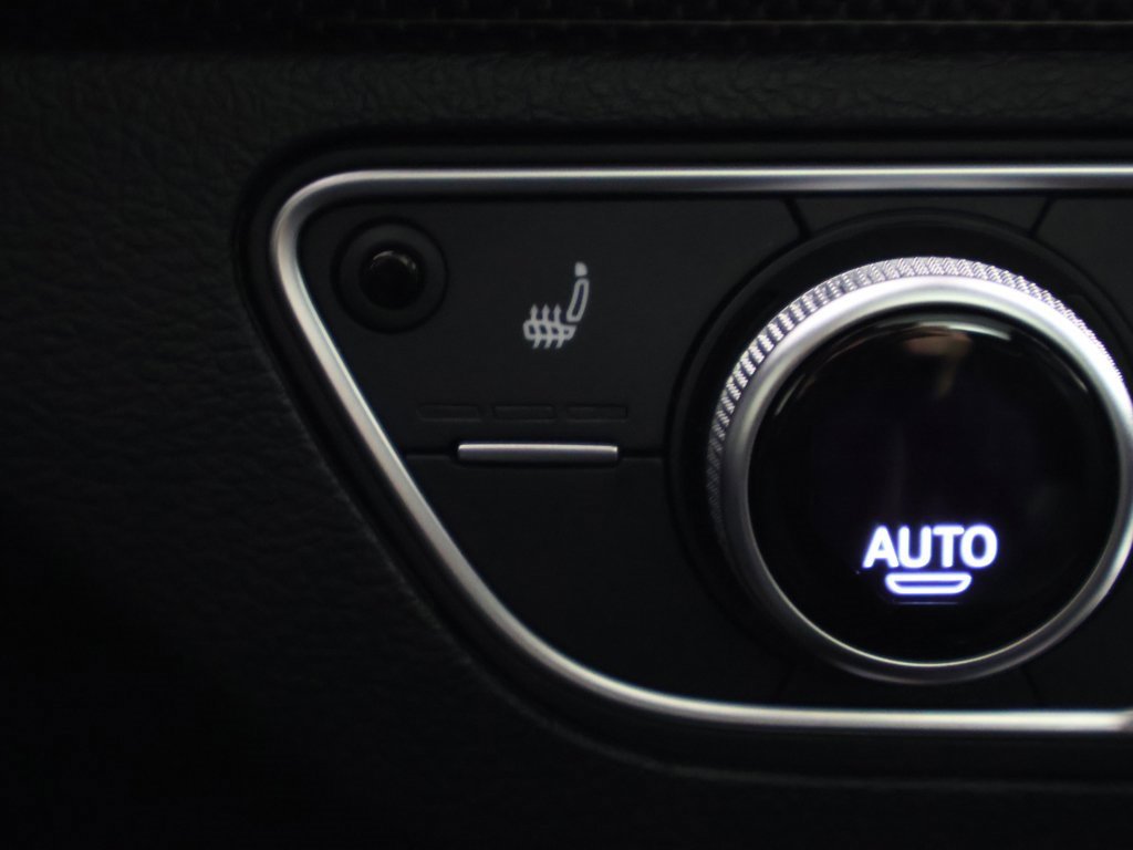 Used 2023 Audi SQ5 Prestige w/ Prestige Package image 48