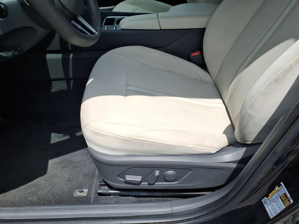 Used 2025 Hyundai Sonata SEL FWD image 15