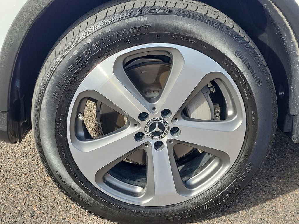 Certified 2019 Mercedes-Benz GLC 300 4MATIC image 10