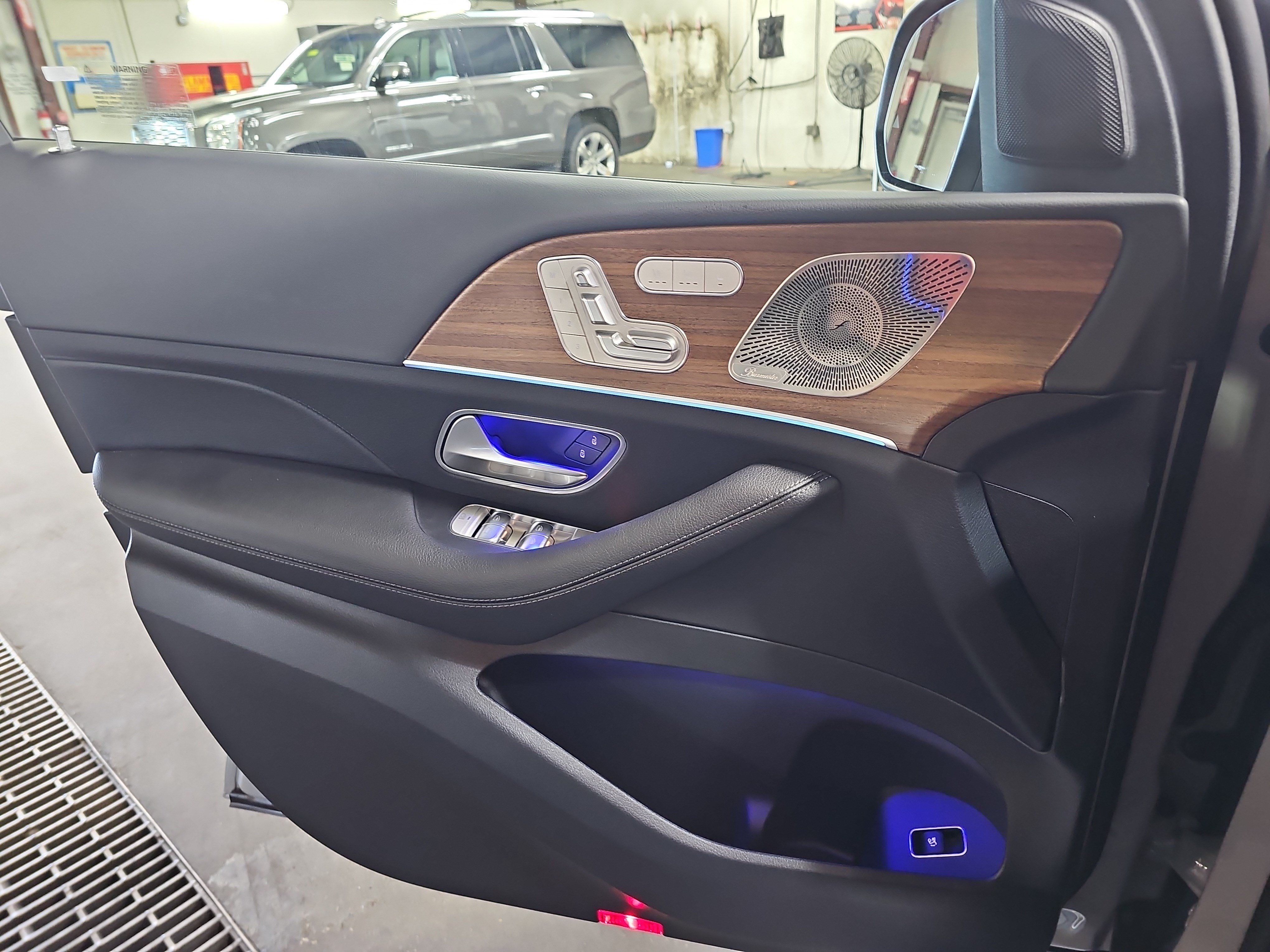 New 2026 Mercedes-Benz GLS 450 4MATIC image 27