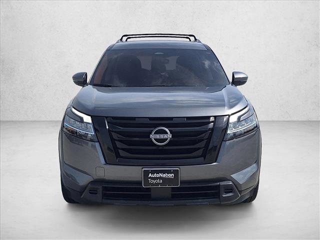 Used 2022 Nissan Pathfinder SV w/ SV Black Package FWD image 2