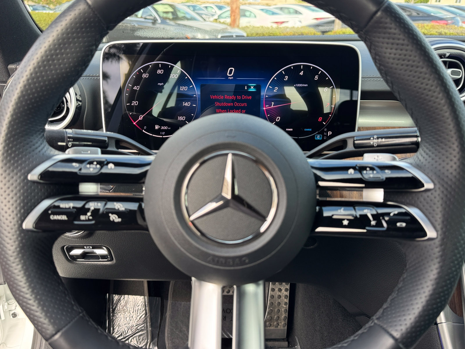 Used 2025 Mercedes-Benz C 300 Sedan image 25