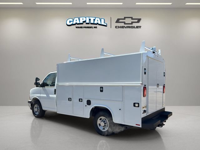 New 2025 Chevrolet Express 3500 w/ Power Convenience Package RWD image 11