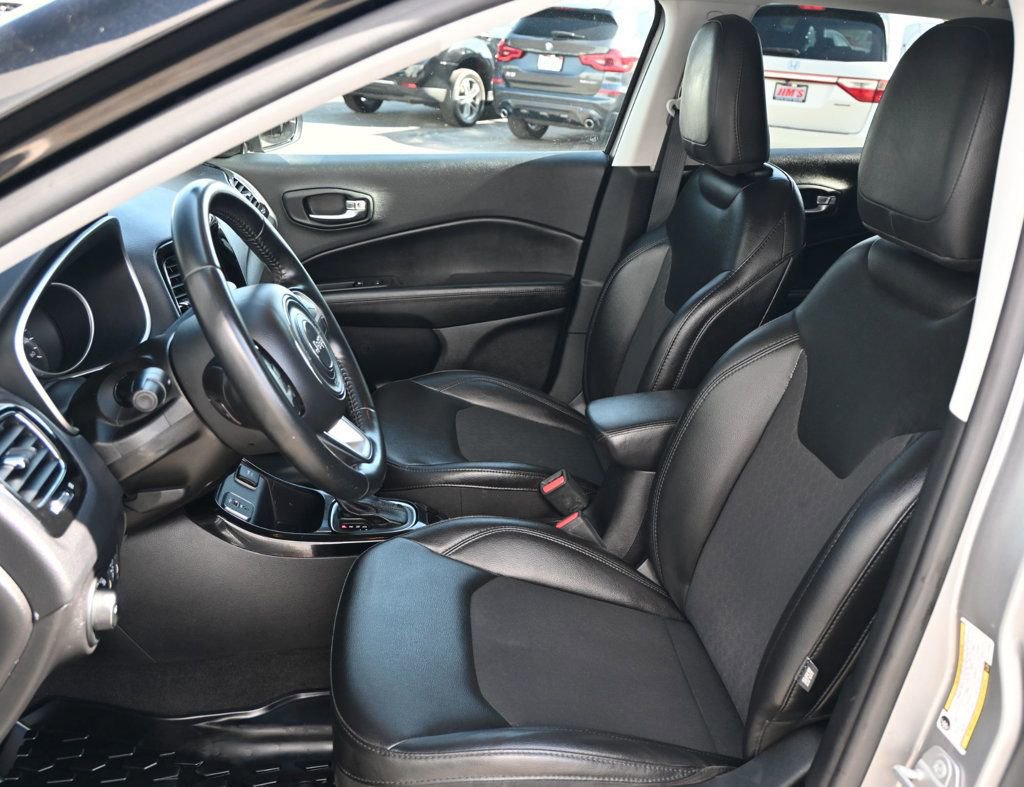Used 2020 Jeep Compass Latitude FWD image 14