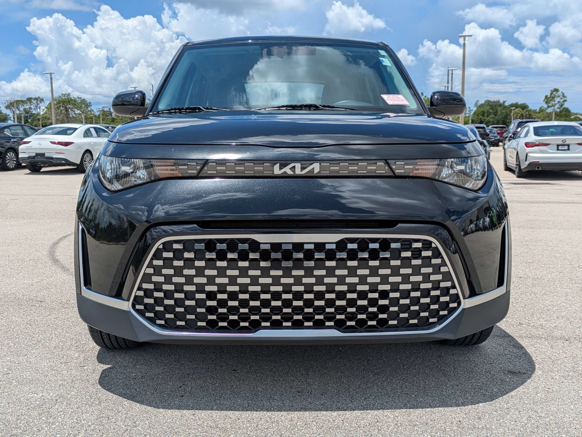 Certified 2023 Kia Soul EX FWD image 3