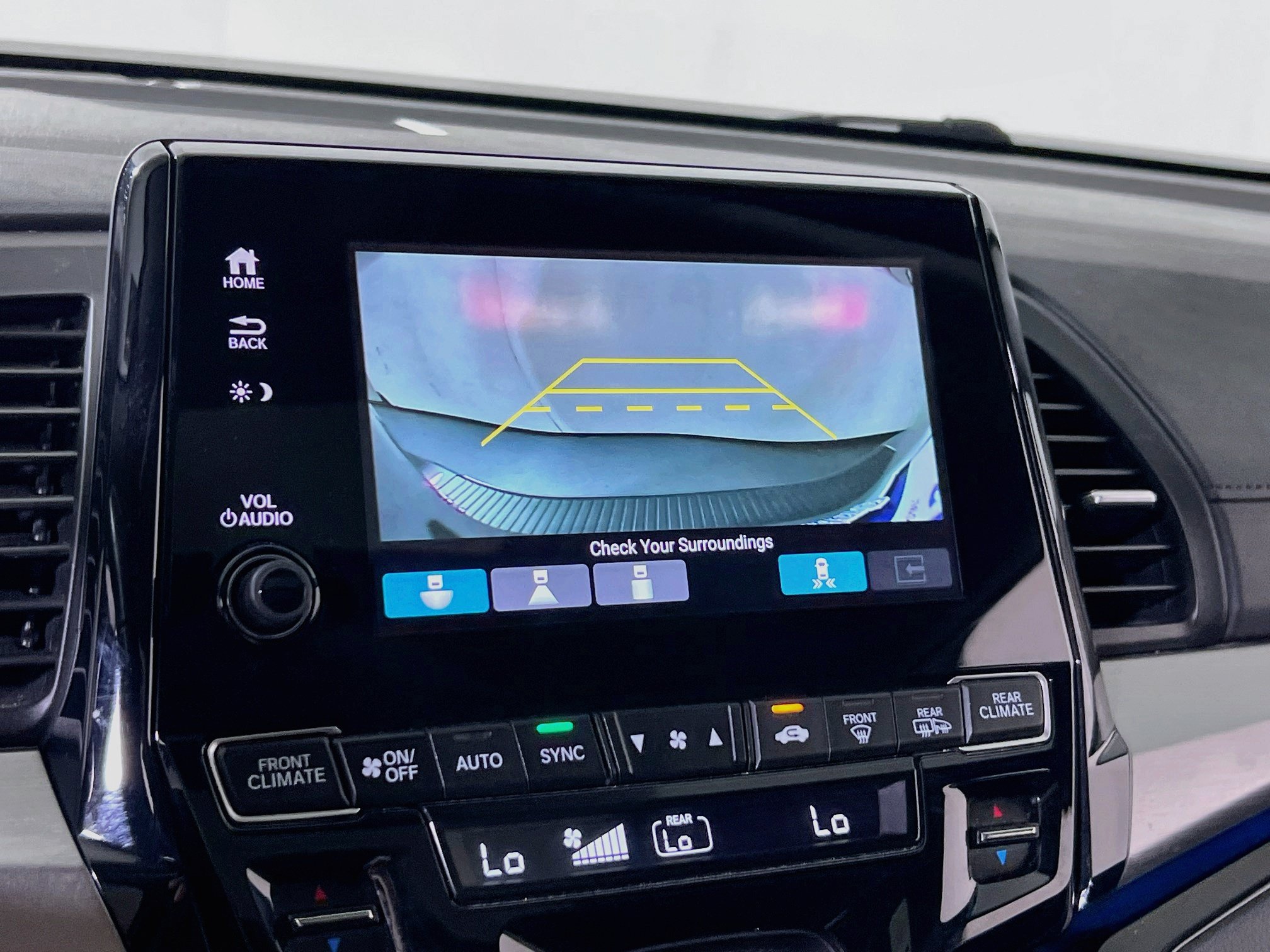 Used 2023 Honda Odyssey Touring image 14