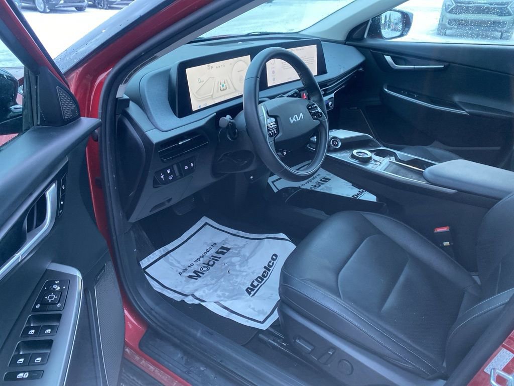 Used 2022 Kia EV6 Wind image 17