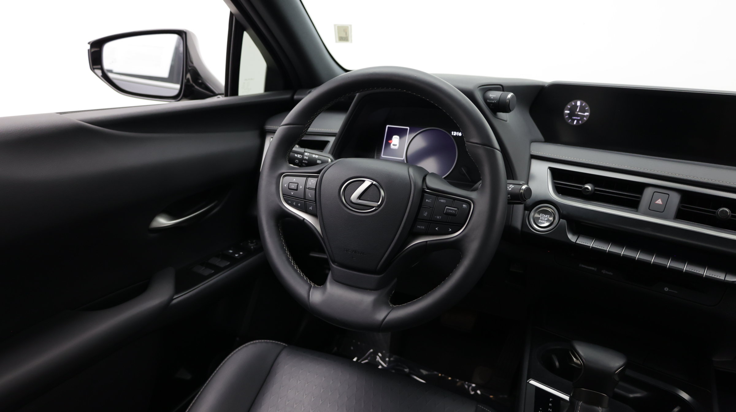 Used 2021 Lexus UX 200 w/ Accessory Package (Z2) FWD image 40