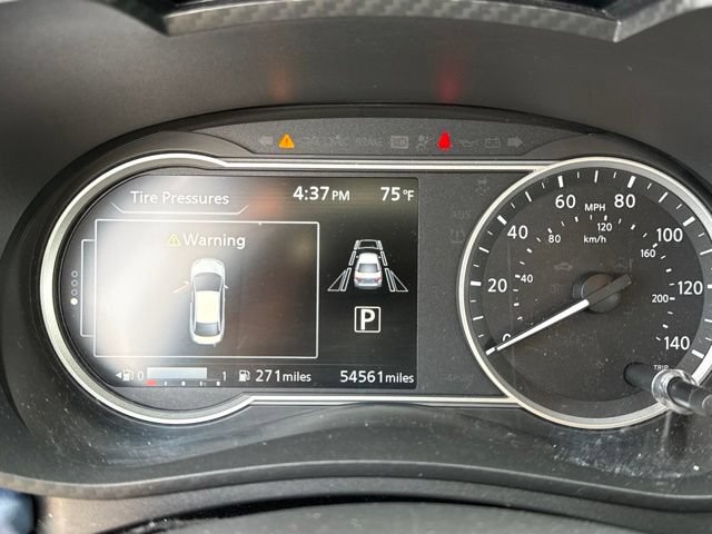 Used 2023 Nissan Versa SV FWD image 17