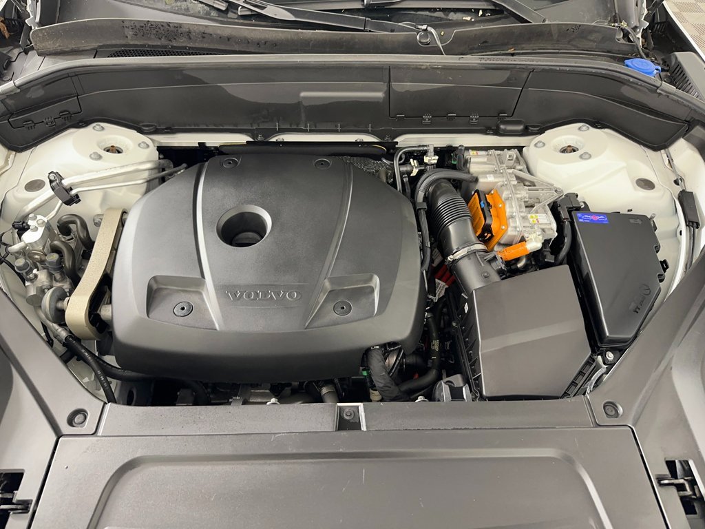 Used 2024 Volvo XC90 T8 Plus w/ Protection Package Premier image 26