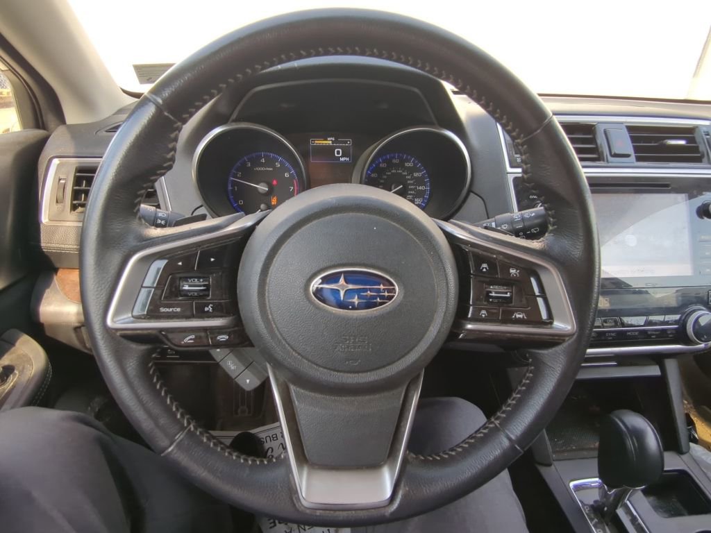 Used 2018 Subaru Outback 3.6R Limited image 11