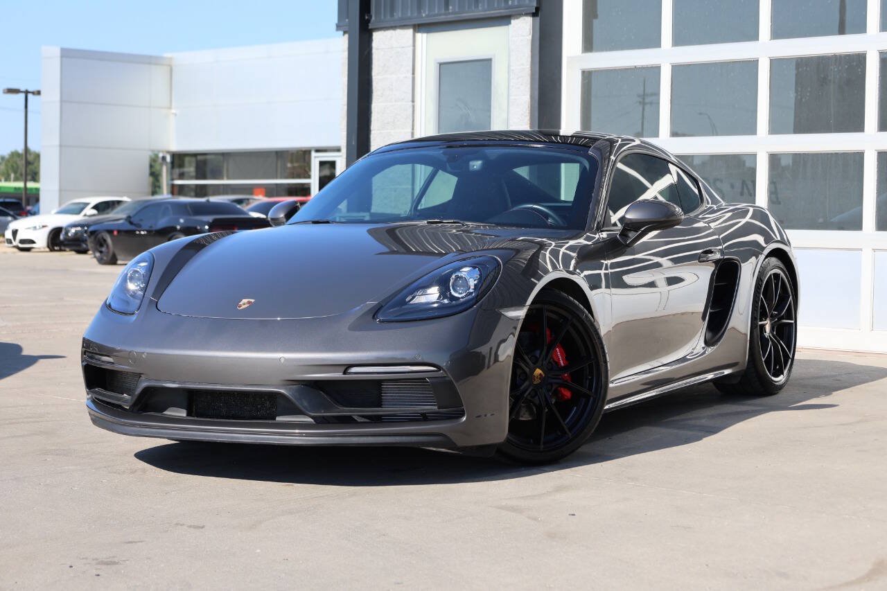 Used 2018 Porsche 718 Cayman GTS RWD image 3