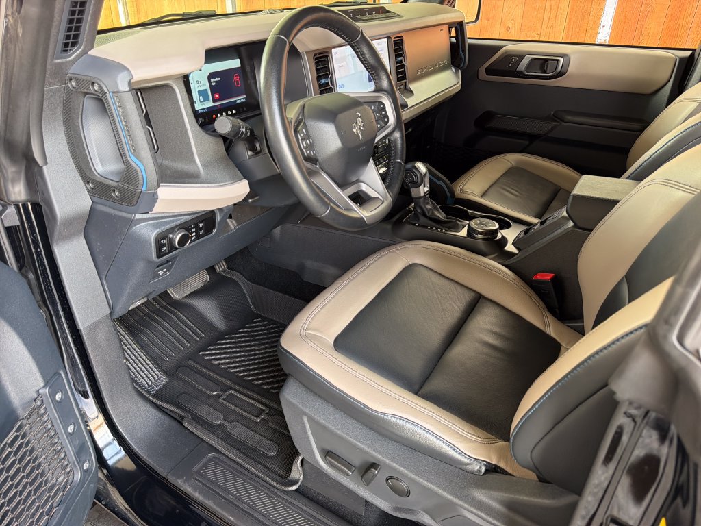 Used 2024 Ford Bronco Wildtrak AWD/4WD image 2