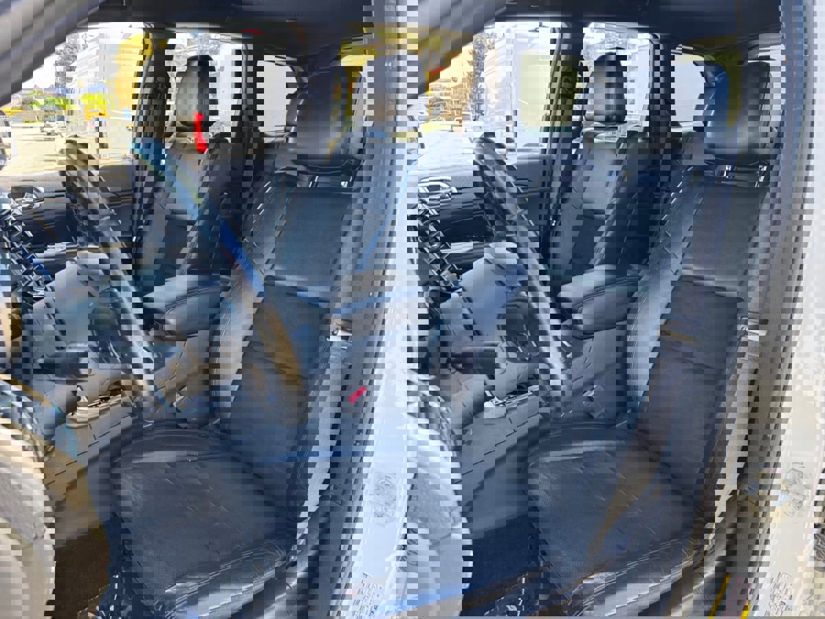 Used 2019 Jeep Grand Cherokee Altitude image 16