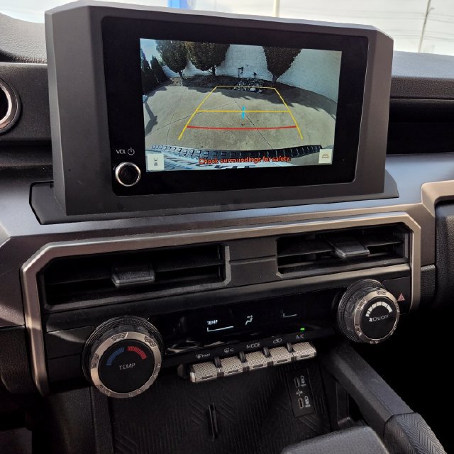 Used 2025 Toyota 4Runner SR5 AWD/4WD image 20