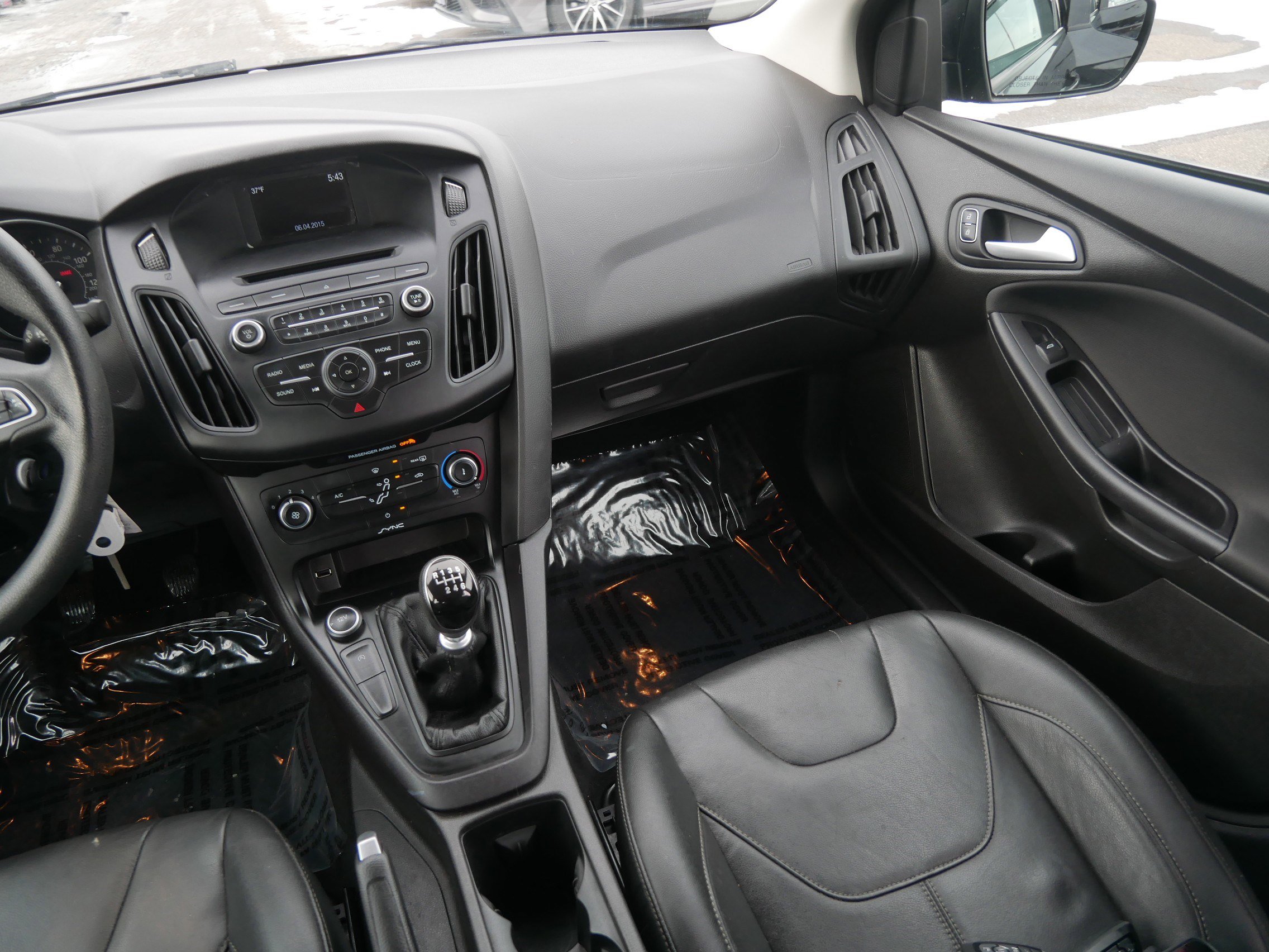 Used 2015 Ford Focus SE image 11