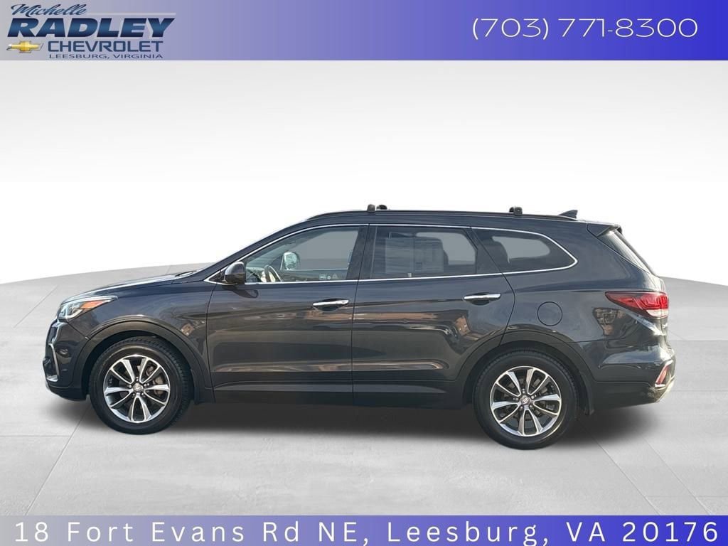 Used 2018 Hyundai Santa Fe SE AWD/4WD image 2